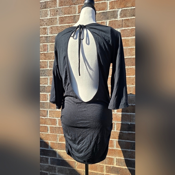 Trina Turk Open Back Mini Black - Picture 1 of 14